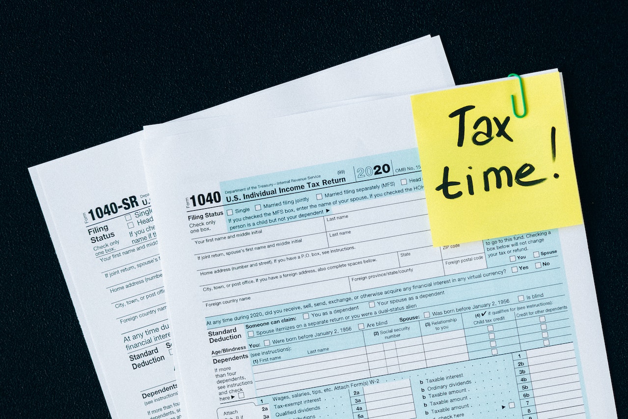 tax time decorative image